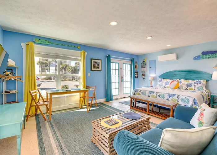 Pcb Studio With Private Patio Steps To Beach!