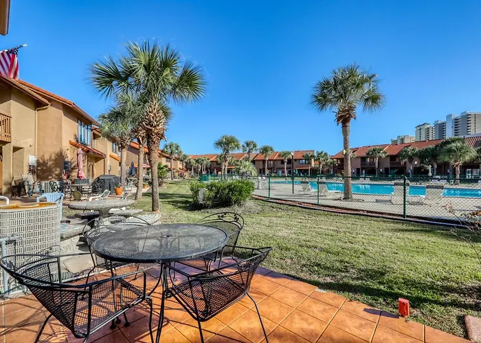 Gulf Highland: 135 Grande Island Blvd