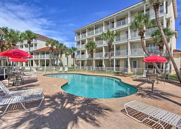 Evolve Panama City Beach Condo With Patio And Pool!