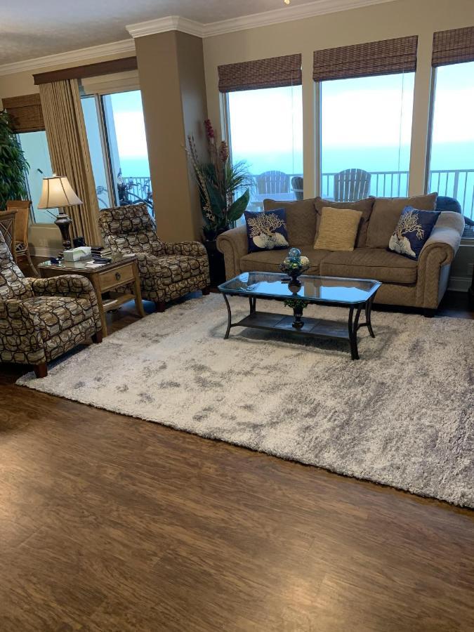 Roomy Oceanfront With Breathtaking View And Beachside Pool - Unit 1906 Apartment