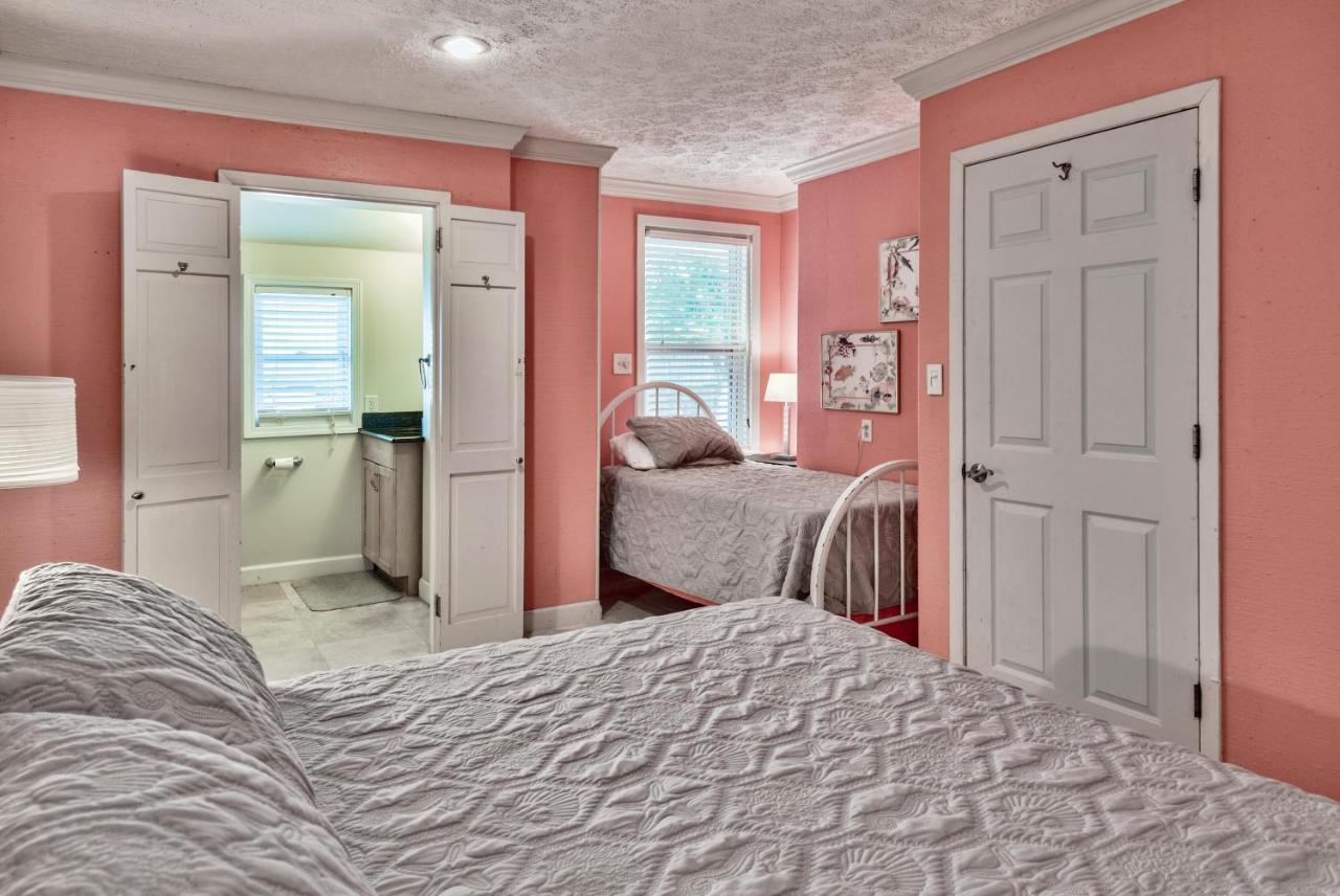 Blast - Lovely Beachfront With Tons Of Space! Holiday home Panama City Beach