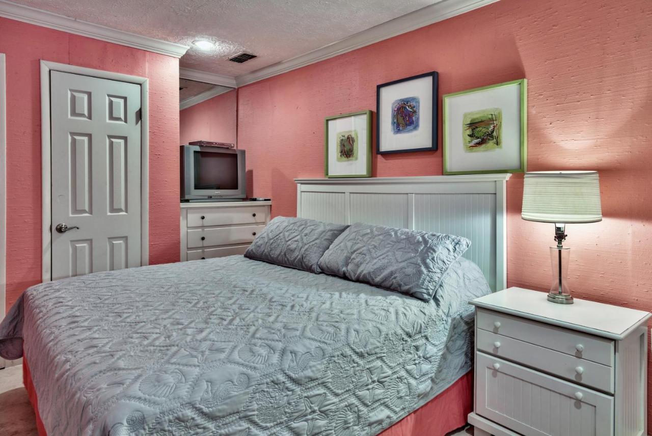 Blast - Lovely Beachfront With Tons Of Space!