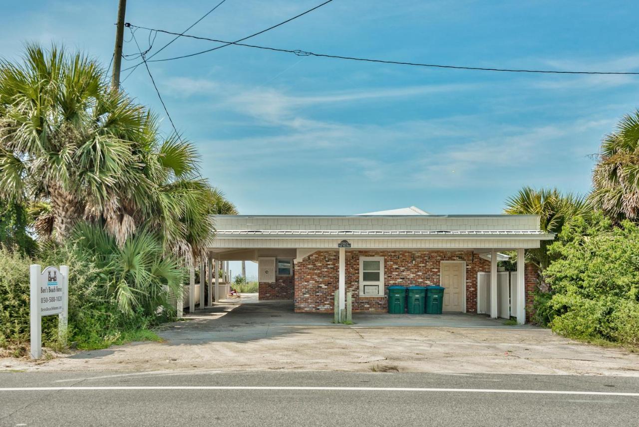 Blast - Lovely Beachfront With Tons Of Space! Holiday home *