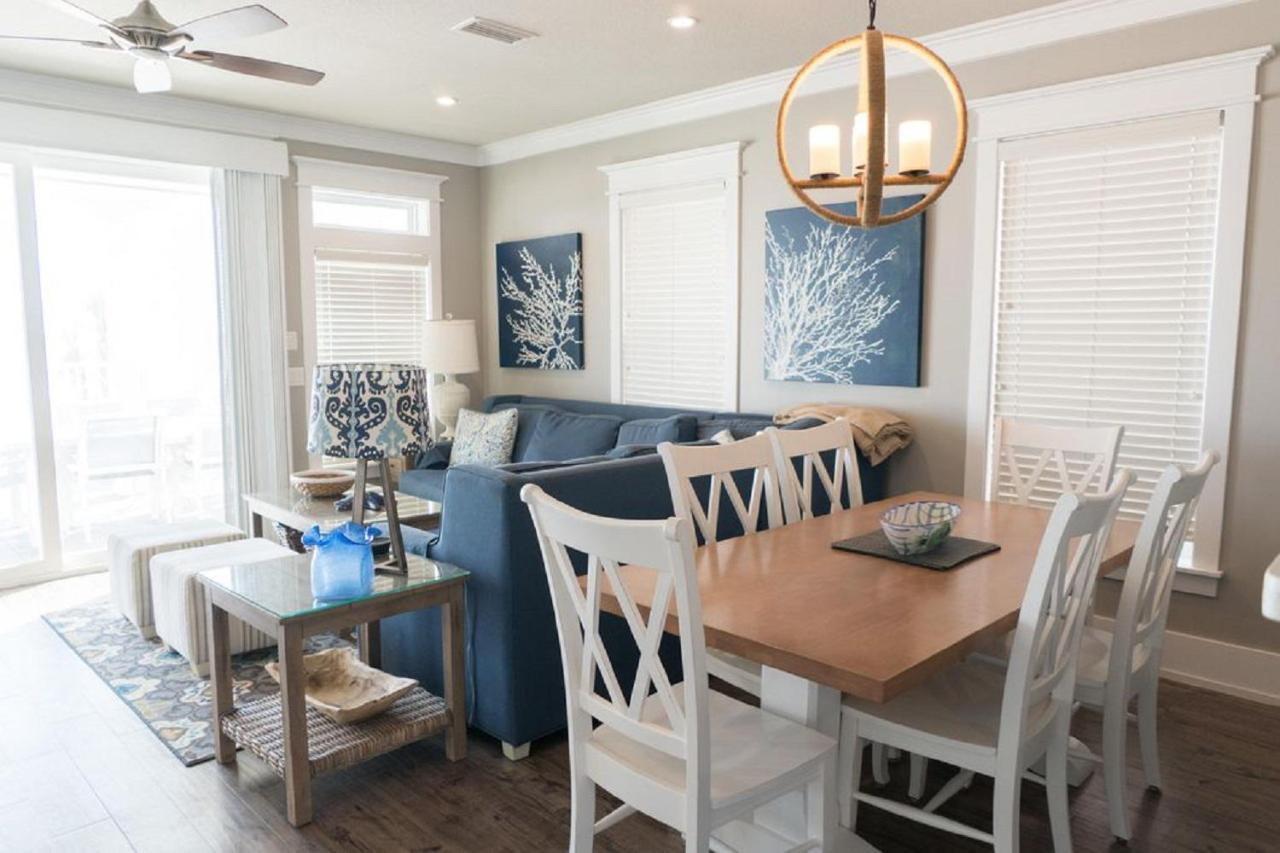 Holiday home Southern Comfort - Beautiful Private Beachfront Home! *