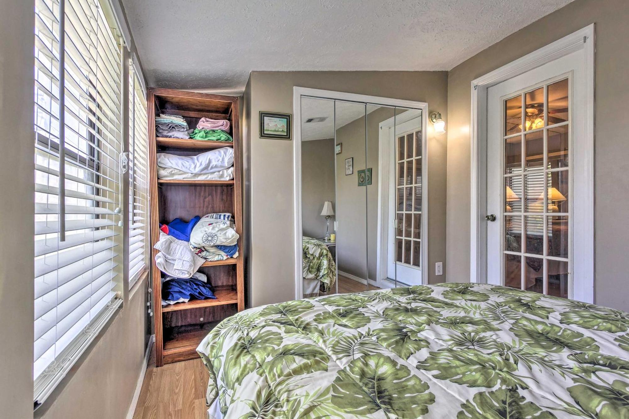 Panama Townhome With Shared Pool-steps To Beach! *
