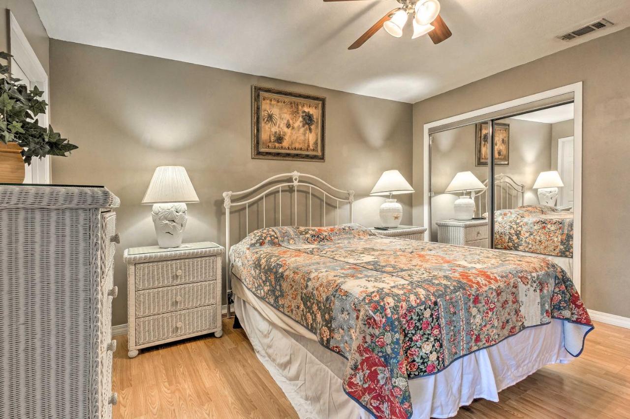 Panama Townhome With Shared Pool-steps To Beach!