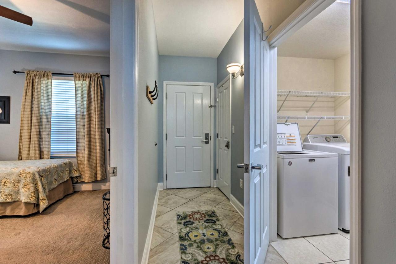 Waterfront Pcb With Balcony And Gear! Apartment