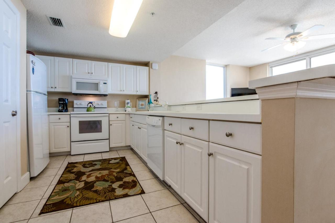 Majestic #1215-1 By Book That Holiday home