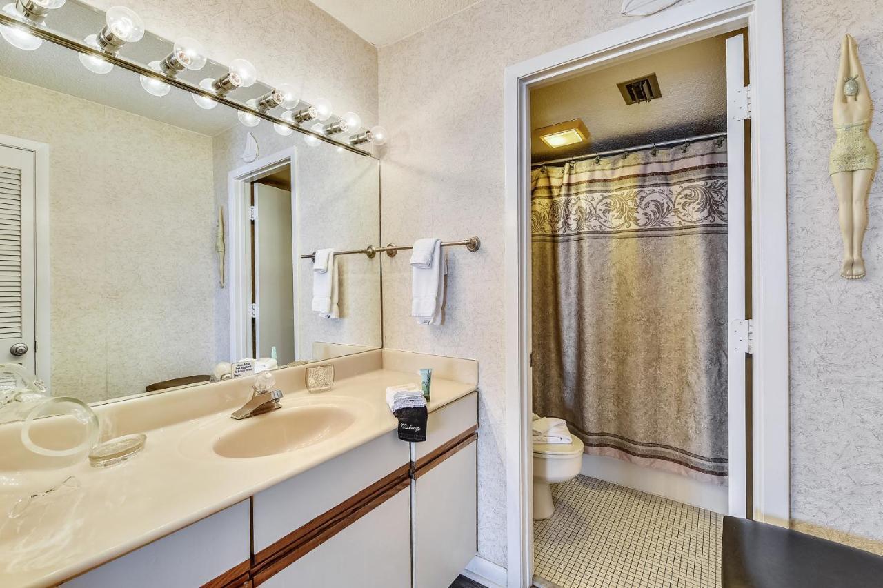 Holiday home Summerhouse 710b By Book That Panama City Beach