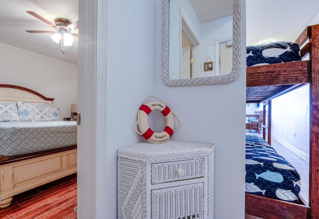 Tidewater #106 By Book That Holiday home