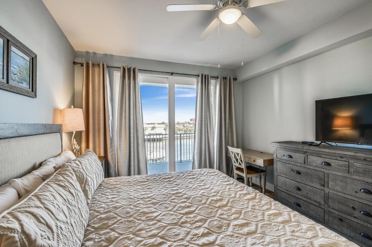 Holiday home Laketown Wharf #226 By Book That Panama City Beach