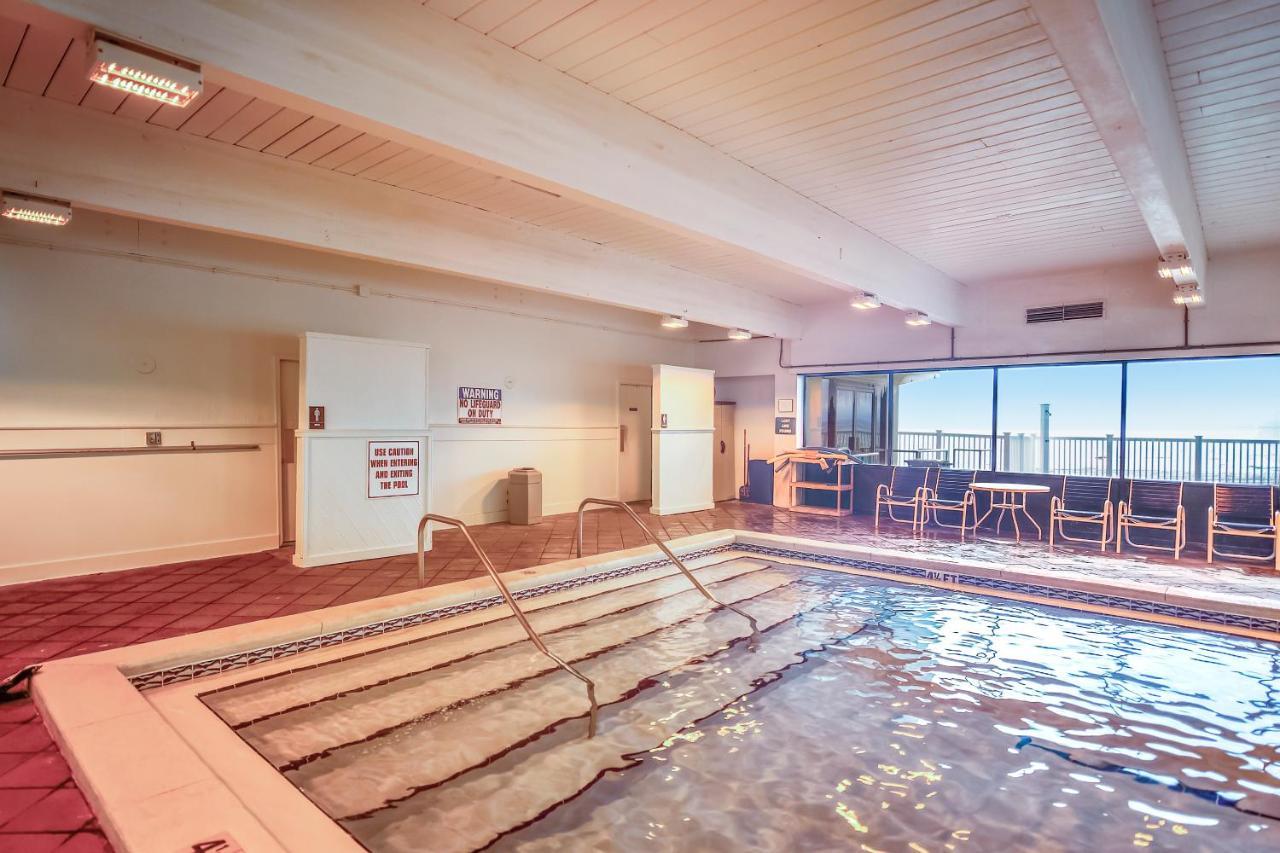 Holiday home Pinnacle Port #115a By Book That *