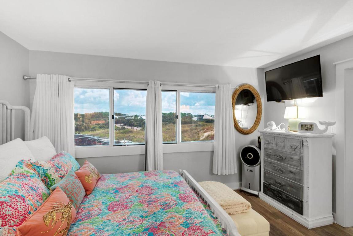 Holiday home Pinnacle Port #115a By Book That