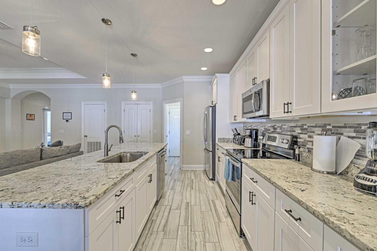 Pcb House With Patio, Grill And Games - Walk To Beach! *