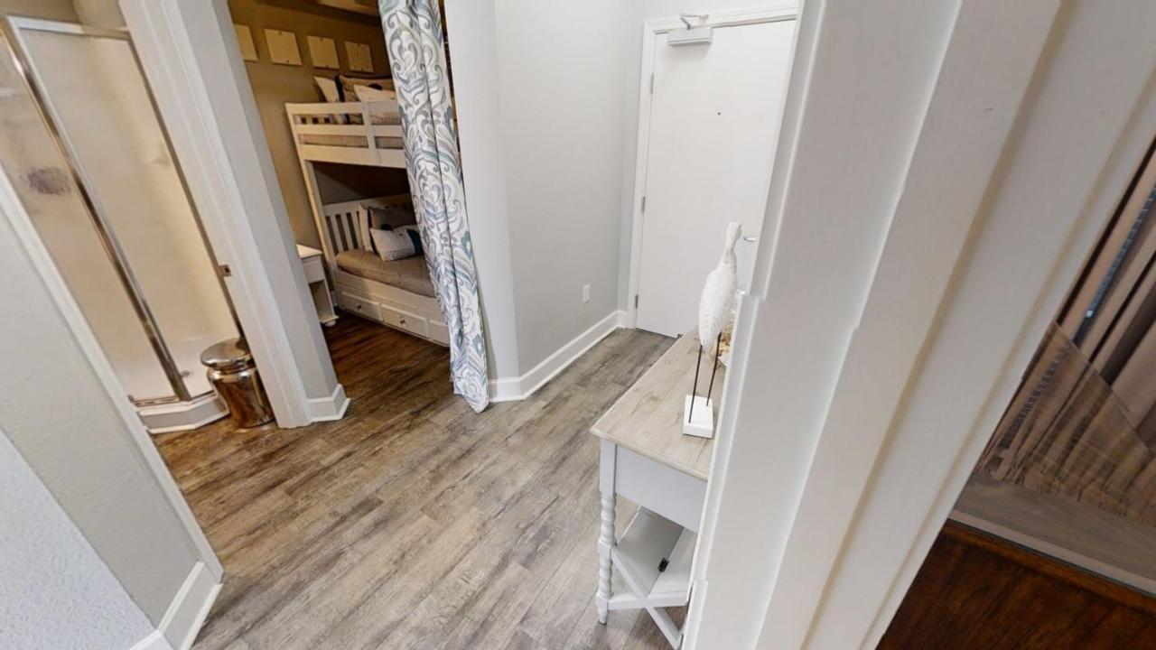 Tidewater 1216 Holiday home