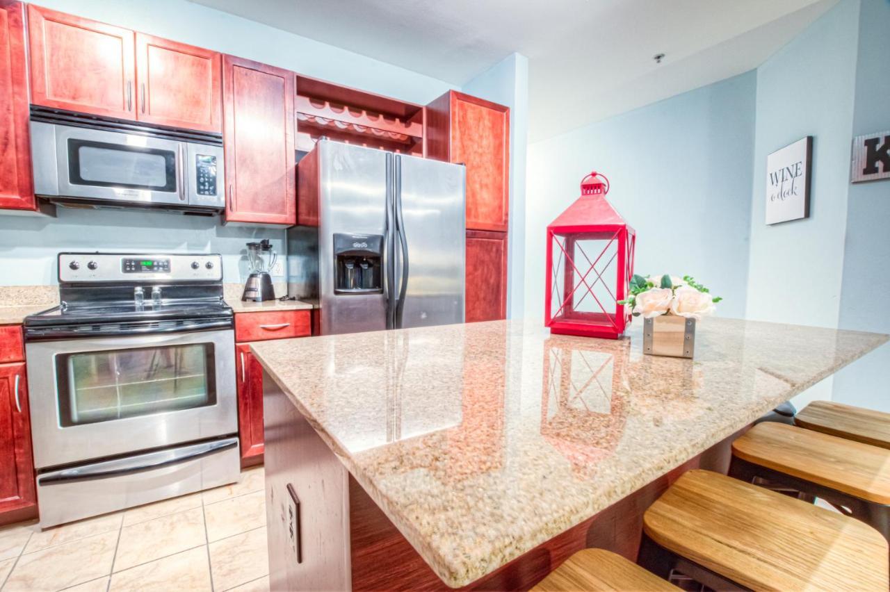 Holiday home Large 3 Bd Penthouse 2034 In Laketown, Great Views And Amenities! *