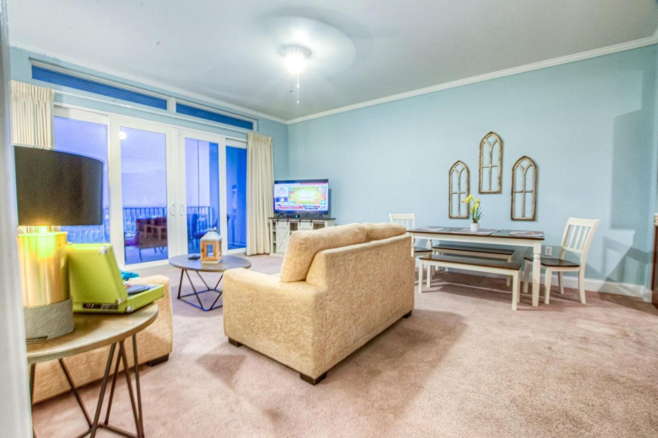 Large 3 Bd Penthouse 2034 In Laketown, Great Views And Amenities! Panama City Beach