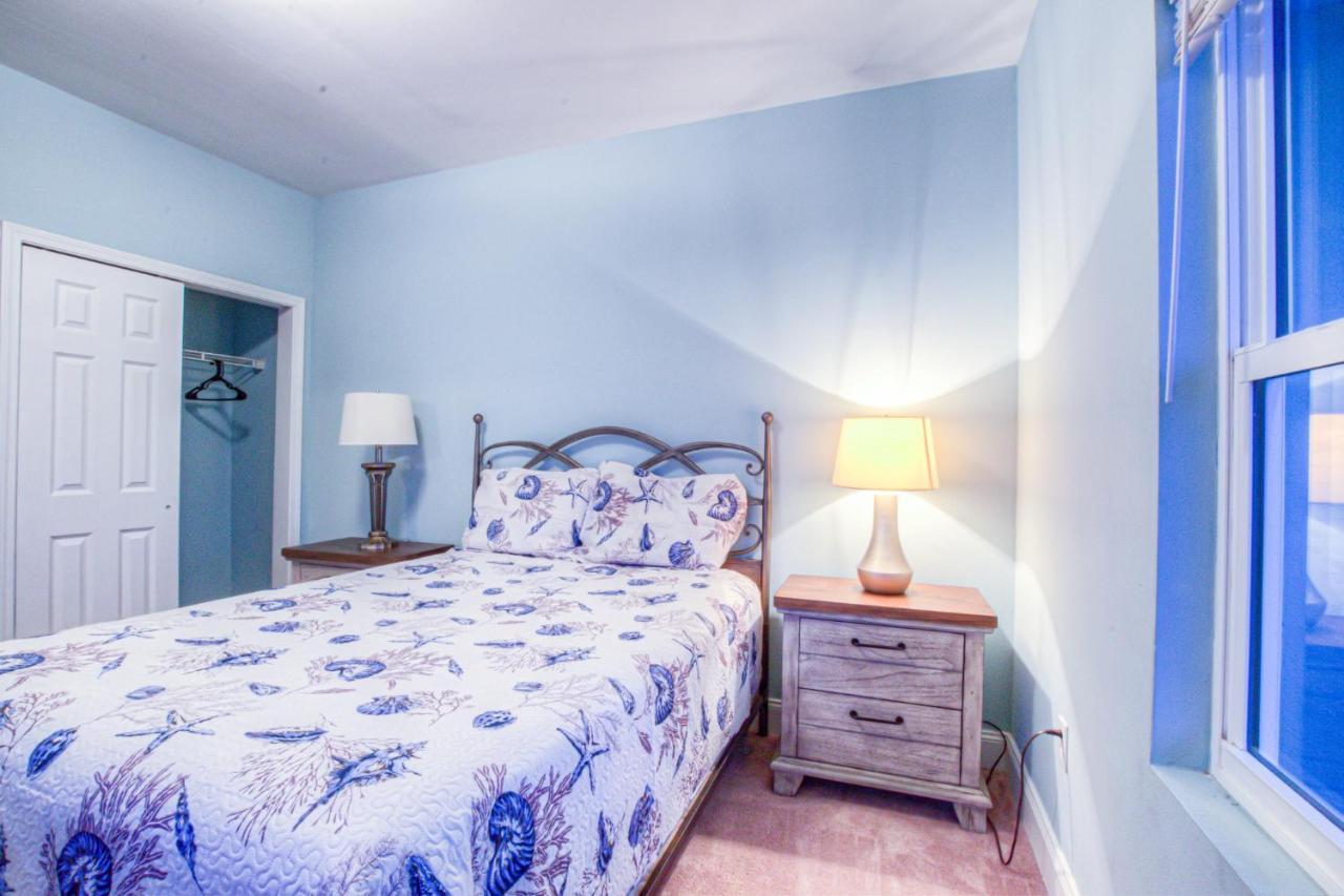 10th Floor! Beautiful 3 Bd, Great Amenities, And Great Location Holiday home Panama City Beach