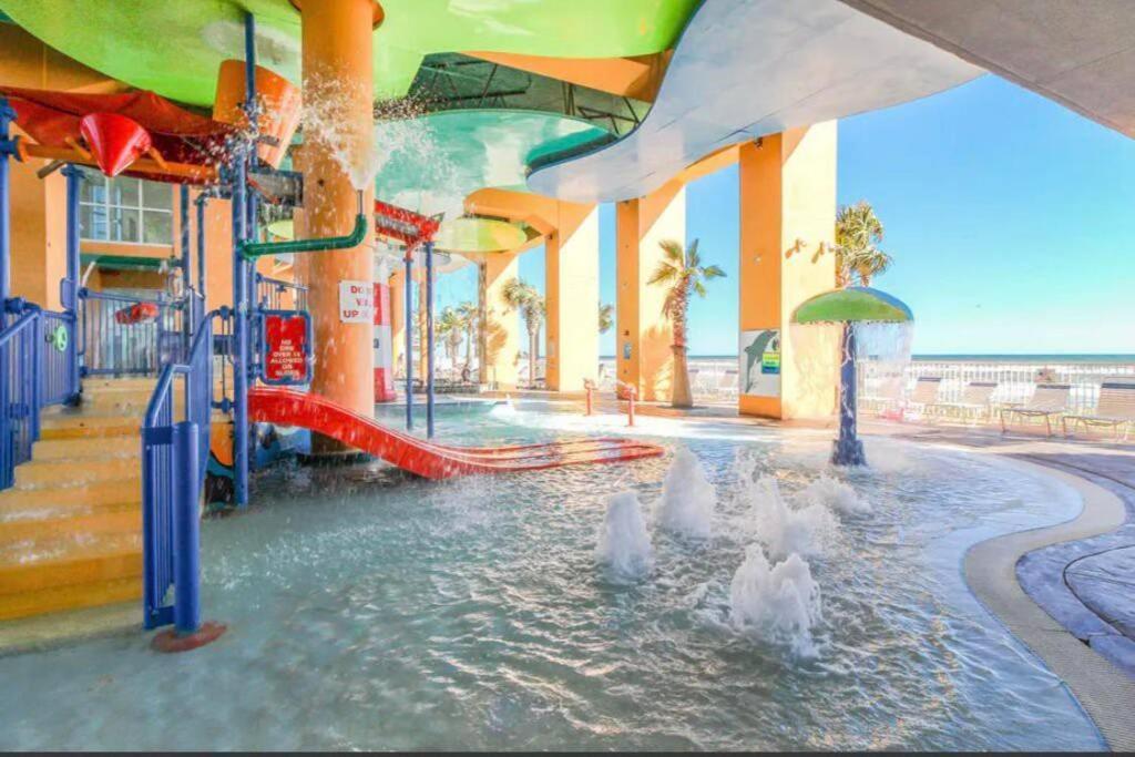Splash Condo, Aqua Park, Lazy River Apartment Panama City Beach