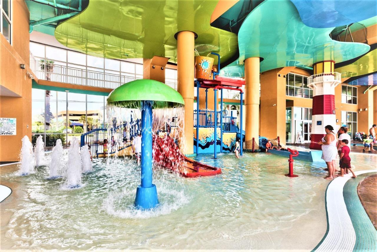 Splash Condo, Aqua Park, Lazy River Apartment