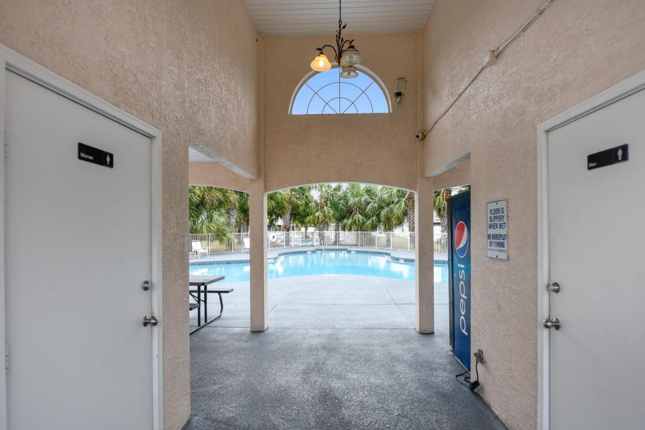 Holiday home Willows Beach Retreat By Book That Condo *