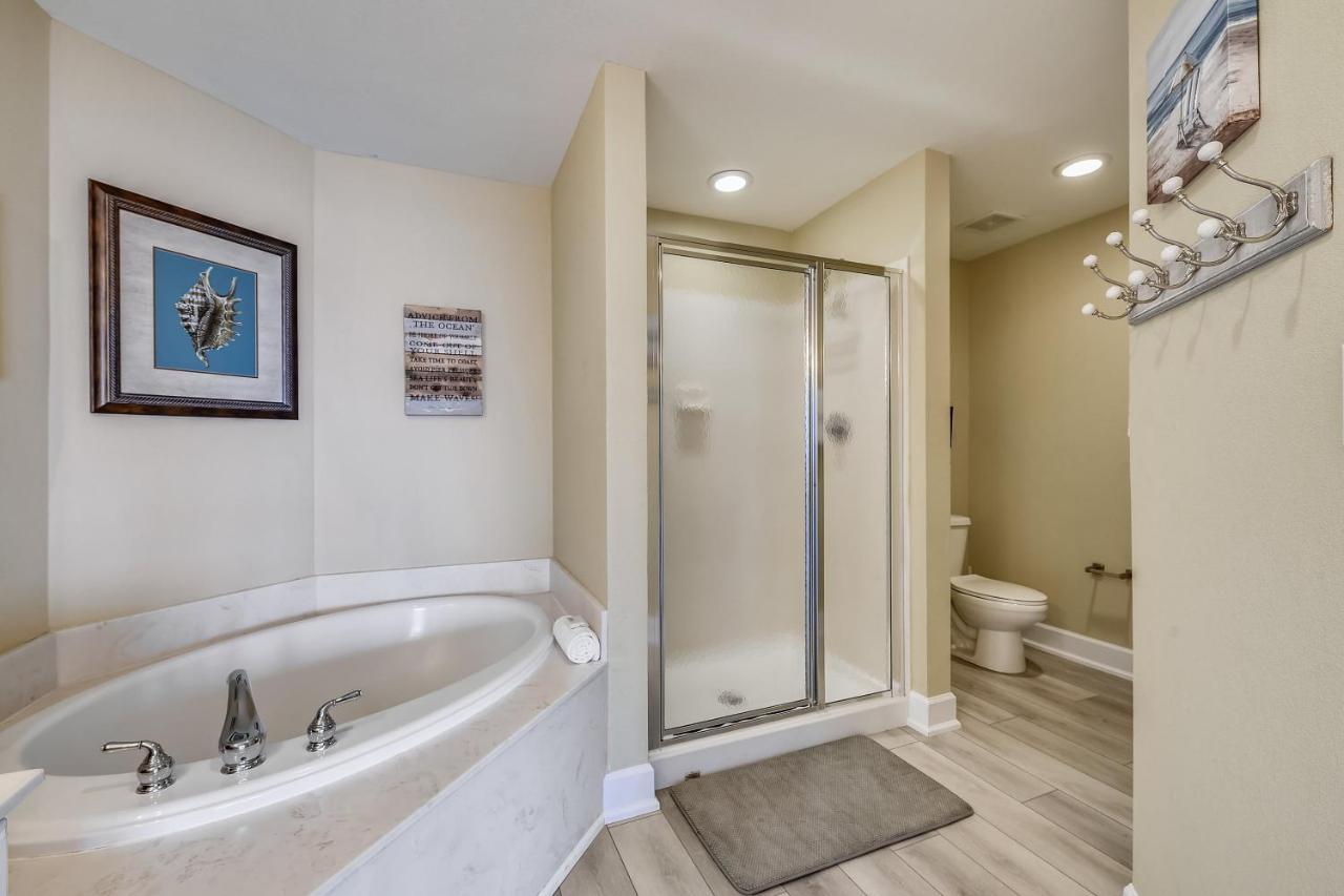 Holiday home Tidewater #1008 By Book That