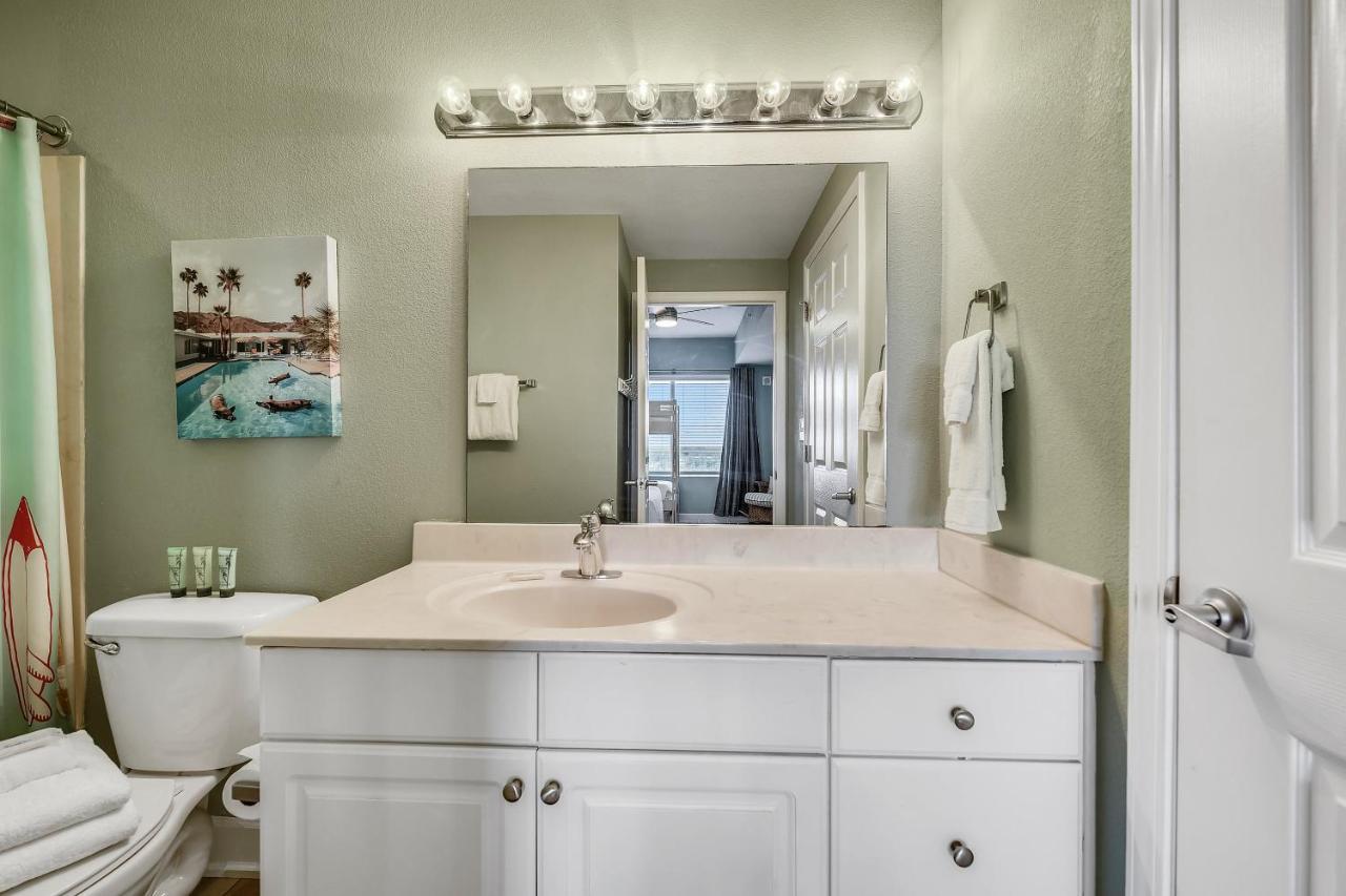Tidewater #1008 By Book That Holiday home Panama City Beach