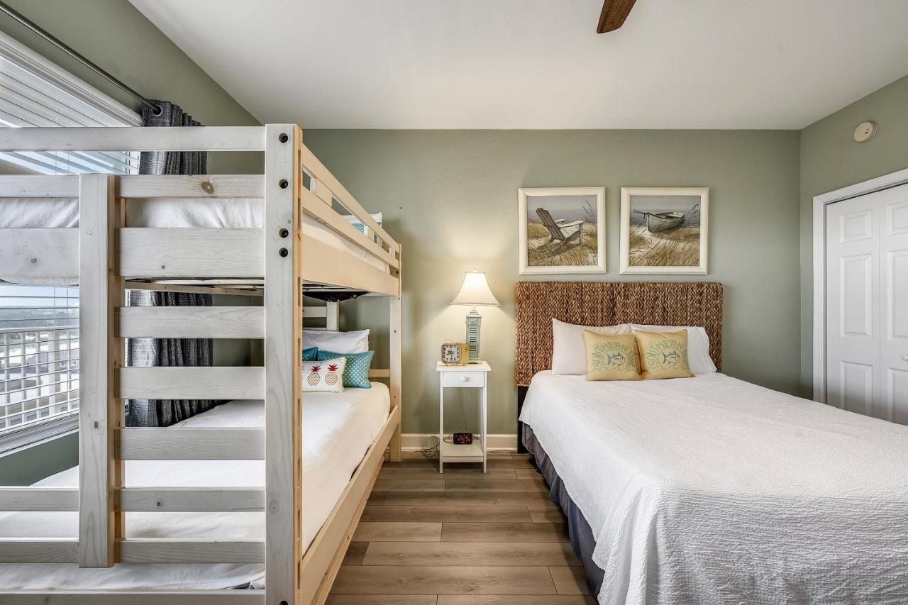 Holiday home Tidewater #1008 By Book That