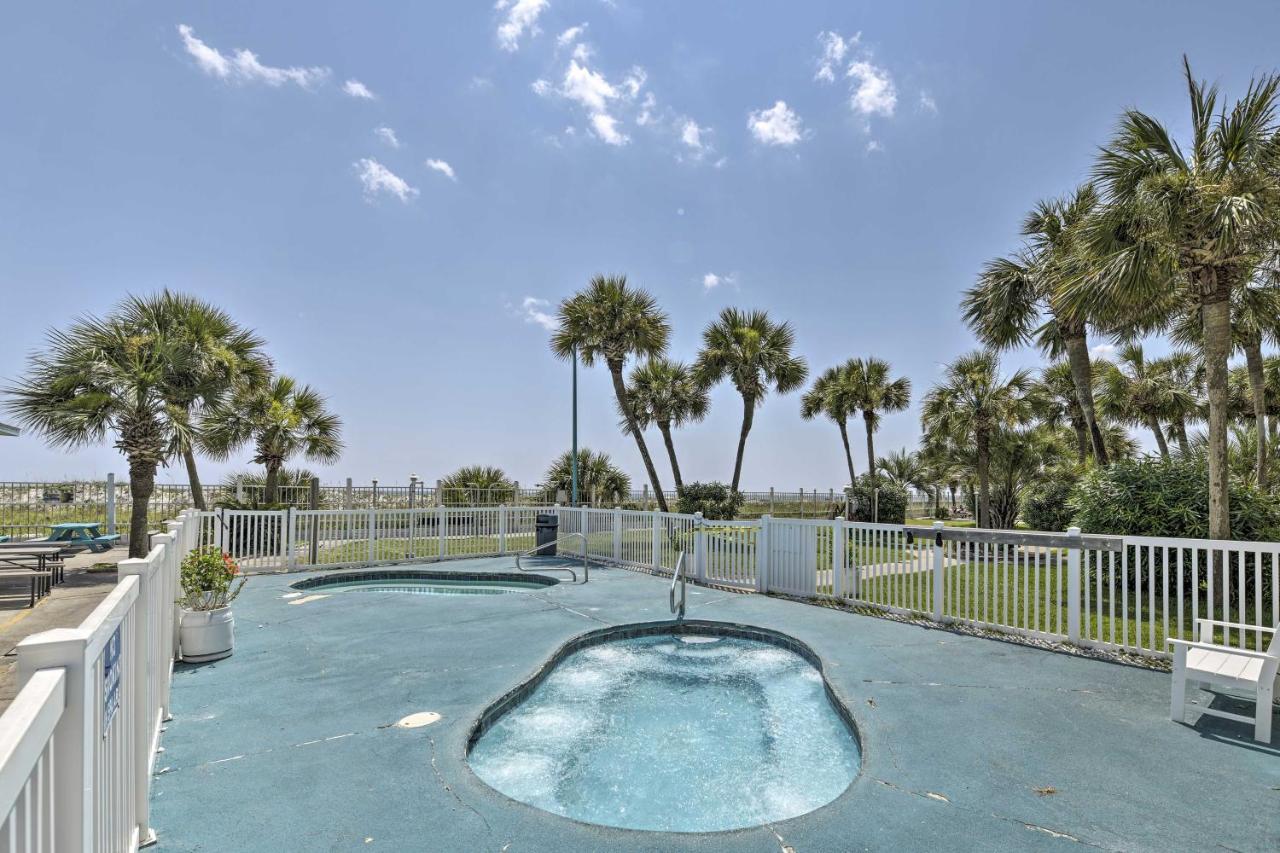 Pcb With 2 Outdoor Pools And Access! *