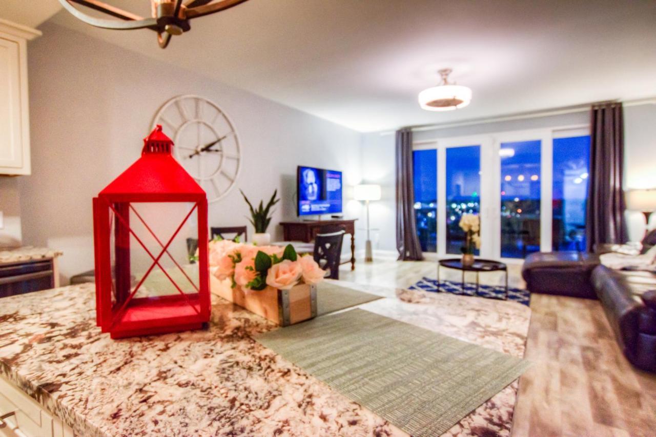 Brand New! Laketown Wharf 633! Amazing 3 Bd, Great Location, And Awesome Amenities! *