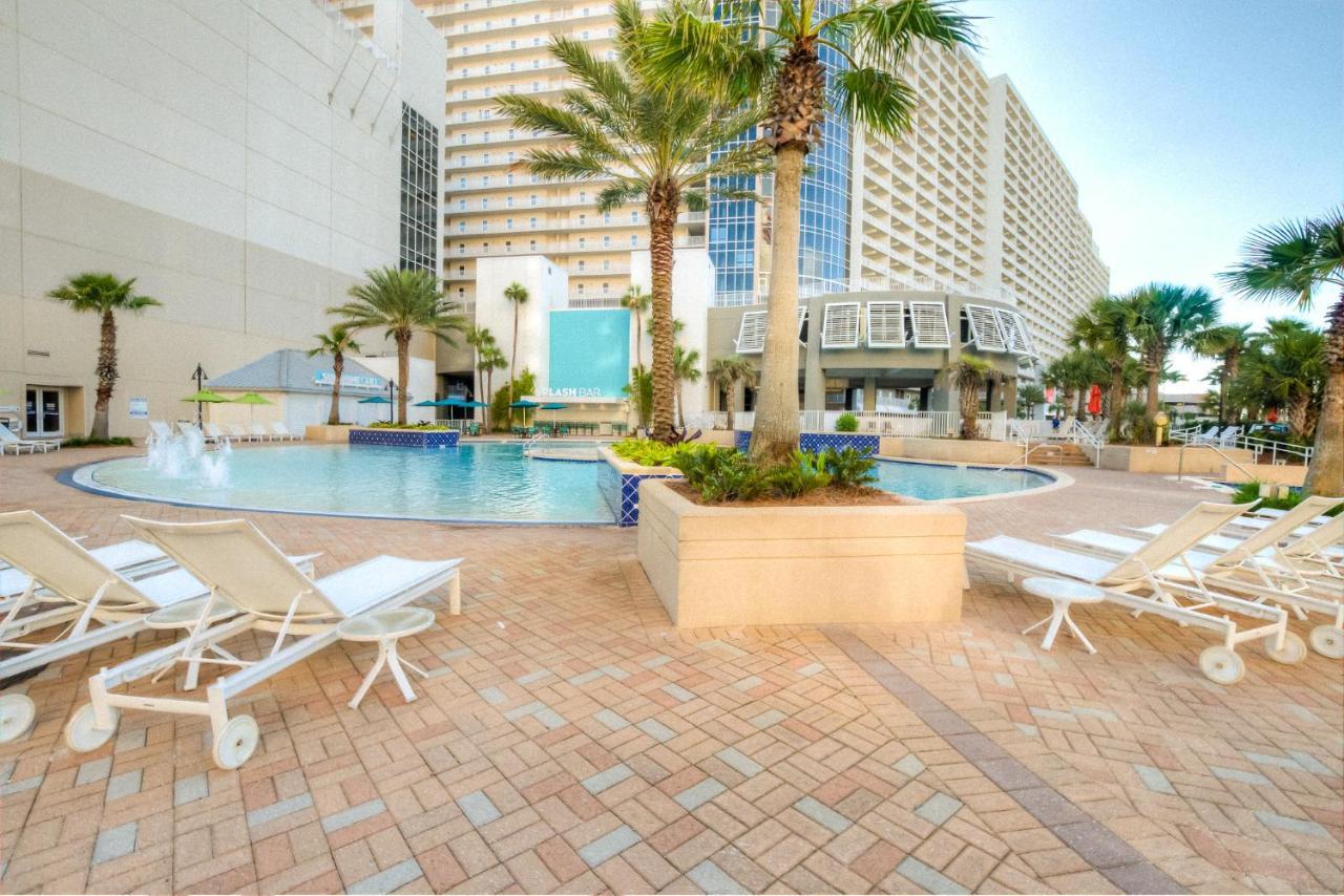 Brand New! Laketown Wharf 633! Amazing 3 Bd, Great Location, And Awesome Amenities! Holiday home