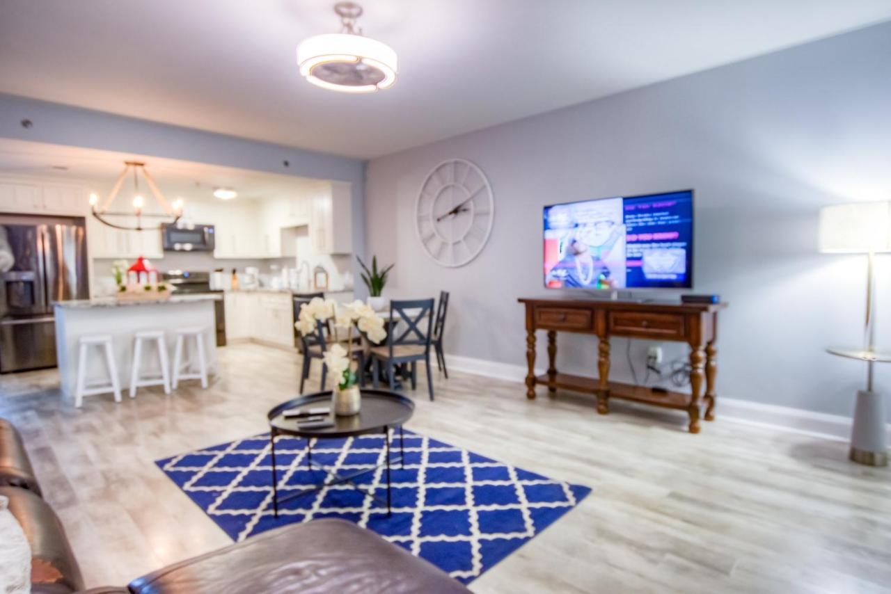 Holiday home Brand New! Laketown Wharf 633! Amazing 3 Bd, Great Location, And Awesome Amenities!