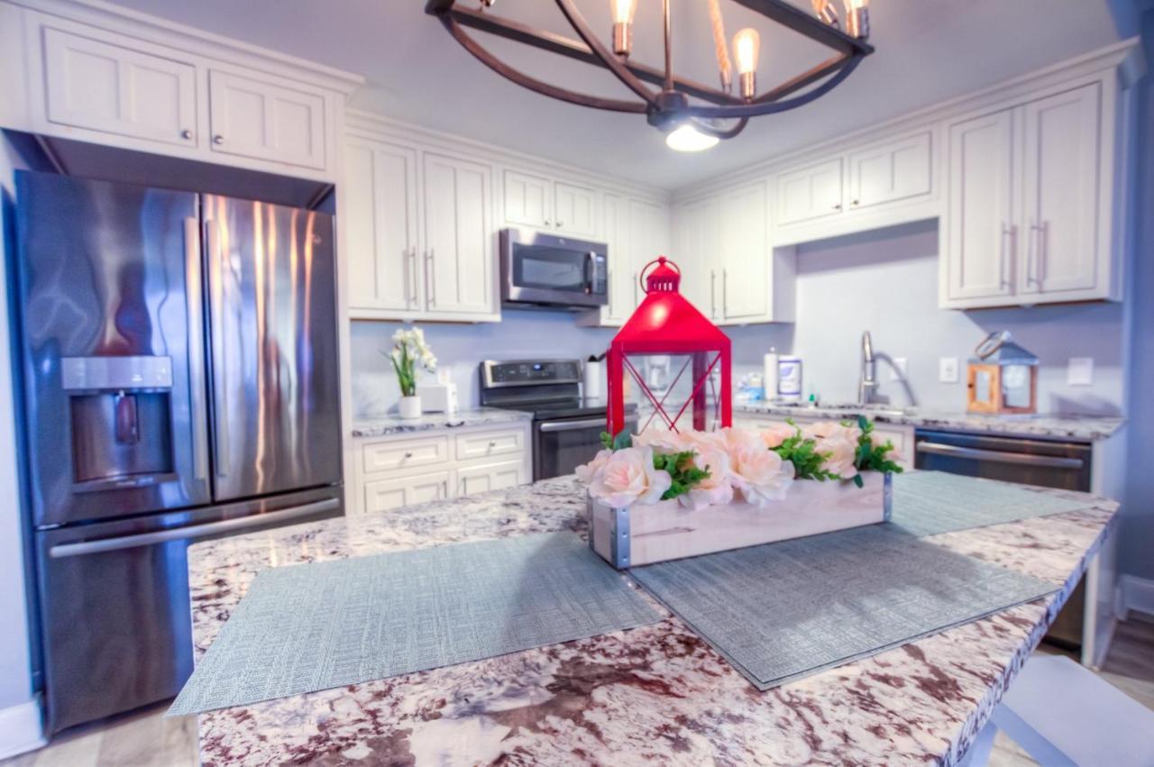 Holiday home Brand New! Laketown Wharf 633! Amazing 3 Bd, Great Location, And Awesome Amenities!