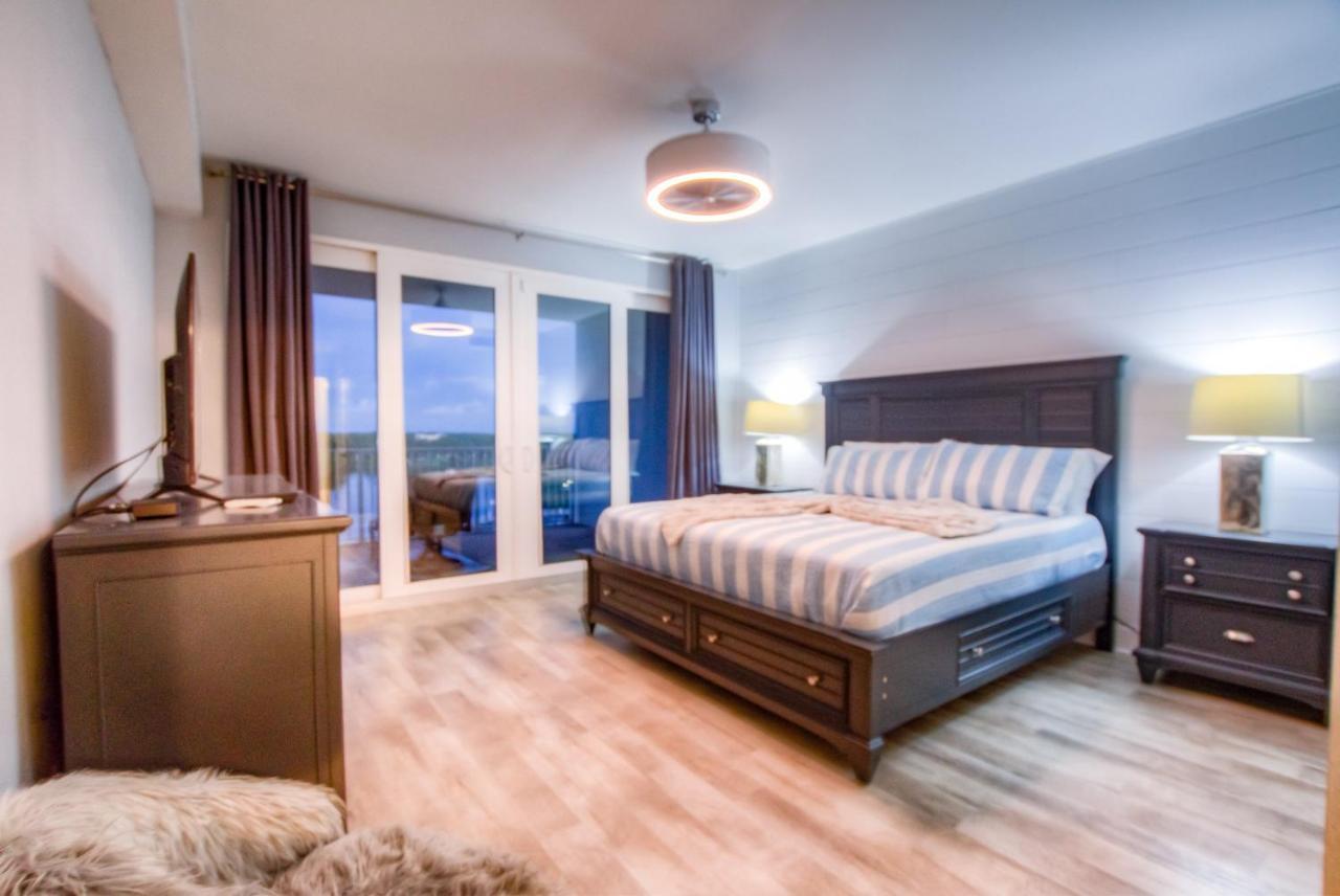 Brand New! Laketown Wharf 633! Amazing 3 Bd, Great Location, And Awesome Amenities! Holiday home