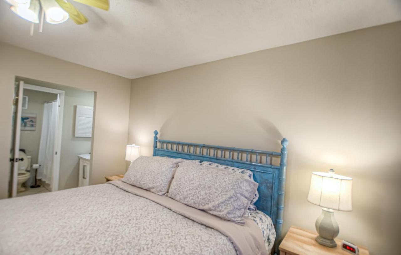 Fantastic Ocean Front 1 Bd At The Summit In Panama Beach! * Panama City Beach