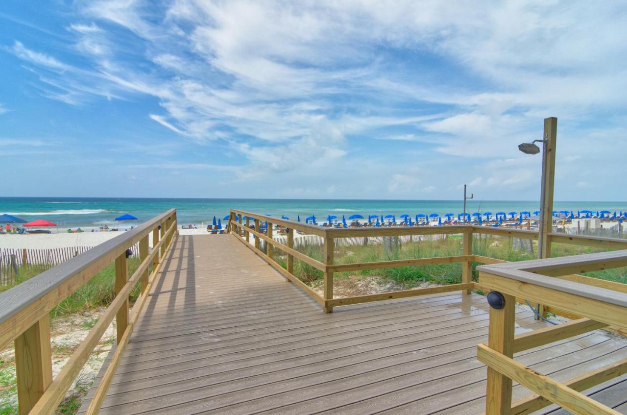 Apartment Majestic 1708 West - Tower I, Studio, Sleeps 4, Beachfront