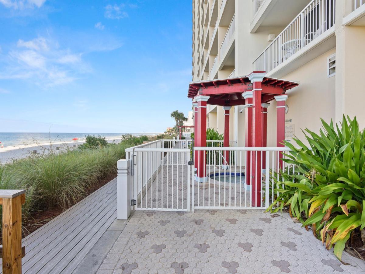 Majestic 1708 West - Tower I, Studio, Sleeps 4, Beachfront *