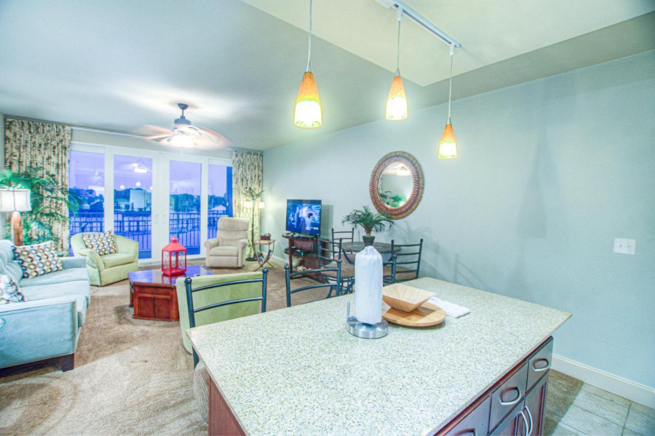 Laketown 232 - 2 Bd, Light Show From Balcony, Fantastic Amenities