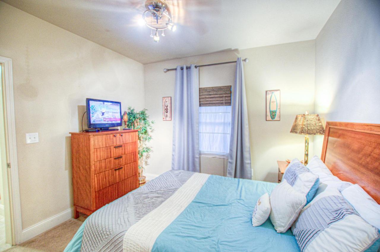 Laketown 232 - 2 Bd, Light Show From Balcony, Fantastic Amenities * Panama City Beach