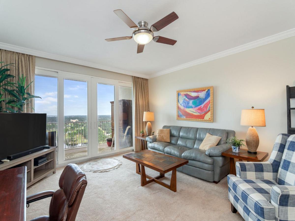 Laketown Wharf 1830, 2 Bedroom, Lake View, Wi-fi, 5 Pools, Sleeps 6