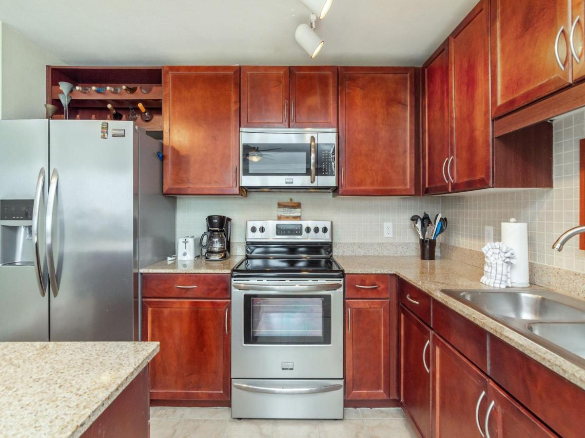 Laketown Wharf 1830, 2 Bedroom, Lake View, Wi-fi, 5 Pools, Sleeps 6 *