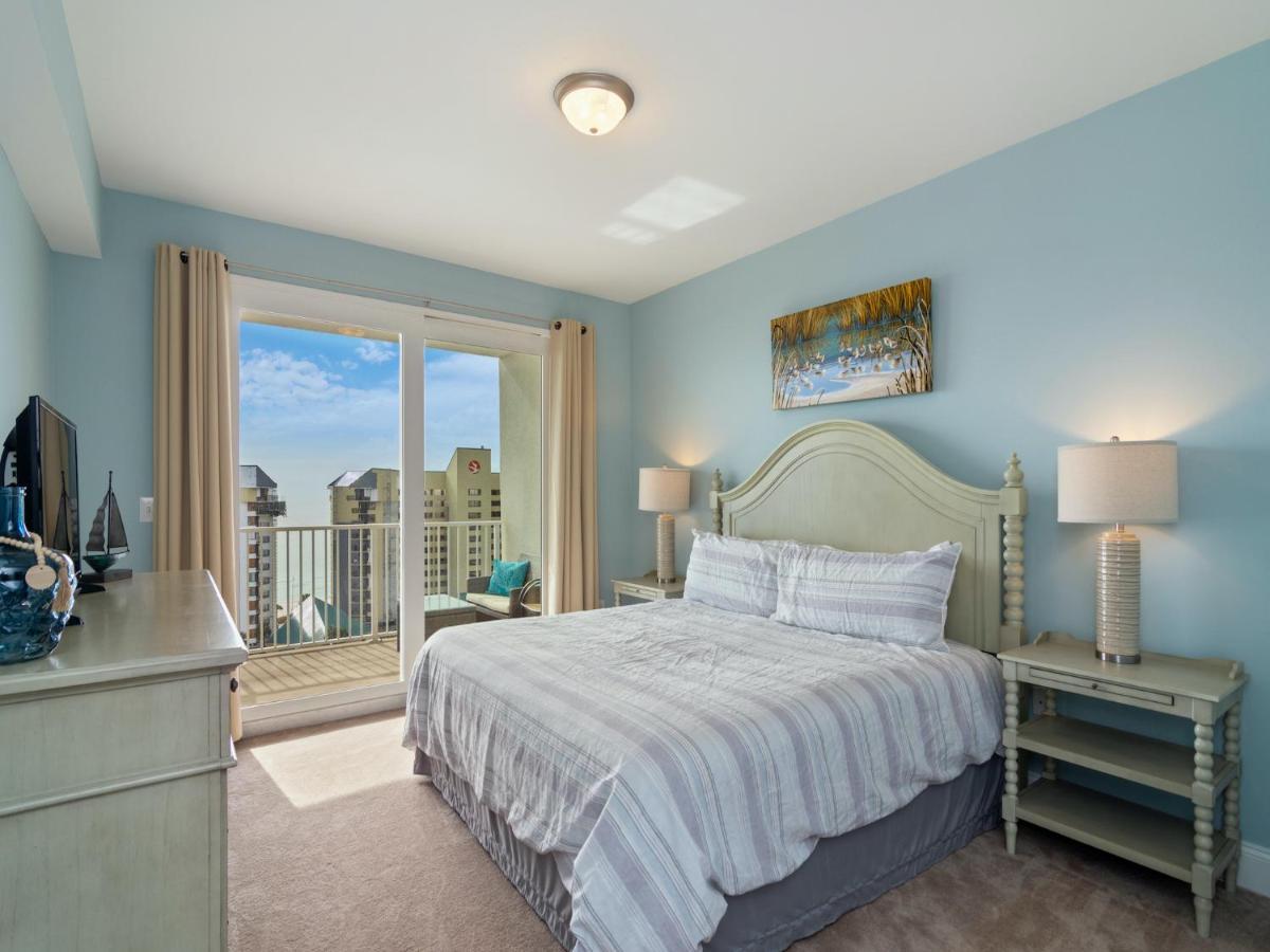 Apartment Laketown Wharf 910, 2 Bedrooms, Gulf Views, 5 Pools, Wi-fi, Sleeps 8 *