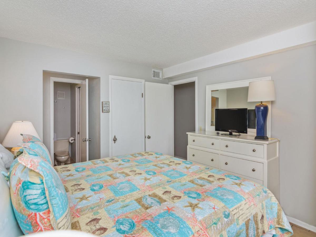 Apartment Summit 913, 1 Bedroom, Sleeps 6, Beachfront, Wi-fi, Pool