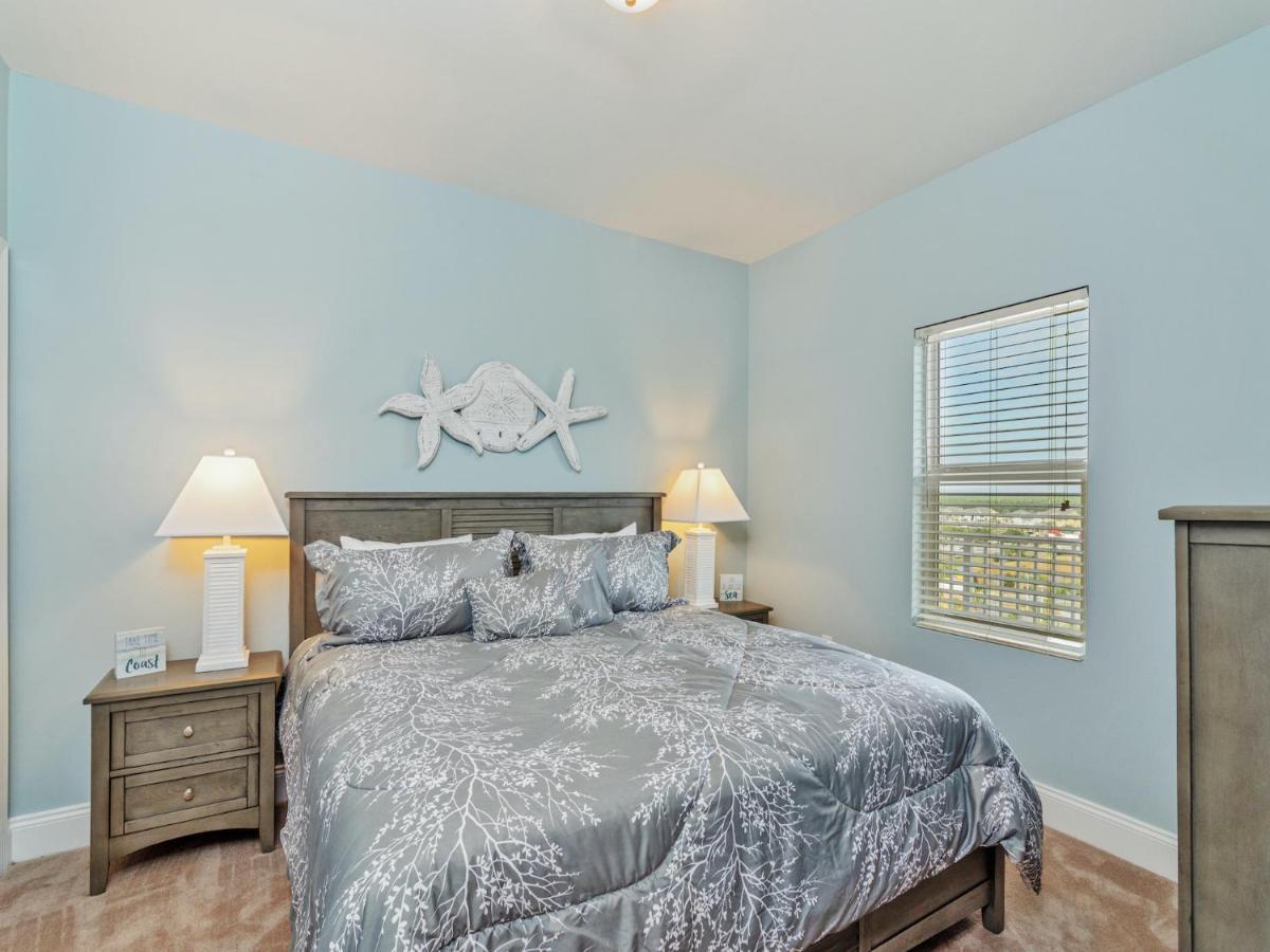 Laketown Wharf 910, 2 Bedrooms, Gulf Views, 5 Pools, Wi-fi, Sleeps 8 Apartment *