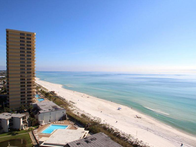Summit 913, 1 Bedroom, Sleeps 6, Beachfront, Wi-fi, Pool Apartment Panama City Beach