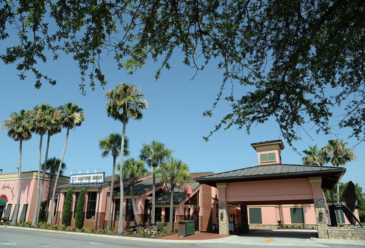 Summit 913, 1 Bedroom, Sleeps 6, Beachfront, Wi-fi, Pool Apartment