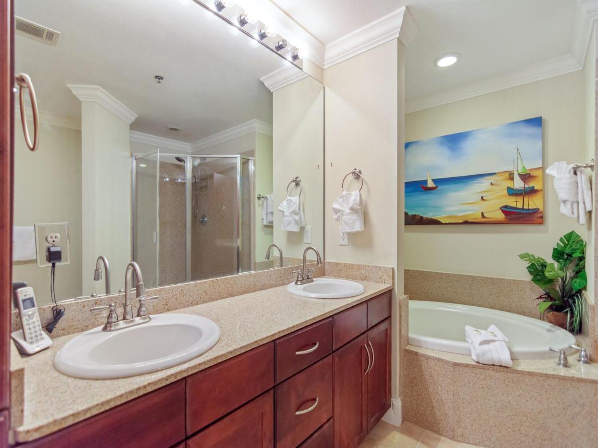 Laketown Wharf 1830, 2 Bedroom, Lake View, Wi-fi, 5 Pools, Sleeps 6 * Panama City Beach