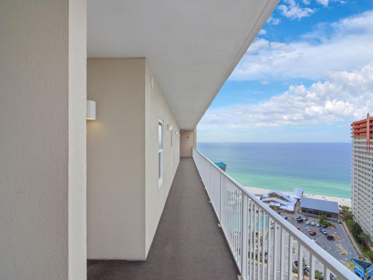 Laketown Wharf 1830, 2 Bedroom, Lake View, Wi-fi, 5 Pools, Sleeps 6 Apartment Panama City Beach