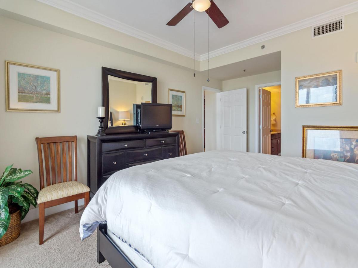 Apartment Laketown Wharf 1830, 2 Bedroom, Lake View, Wi-fi, 5 Pools, Sleeps 6 *