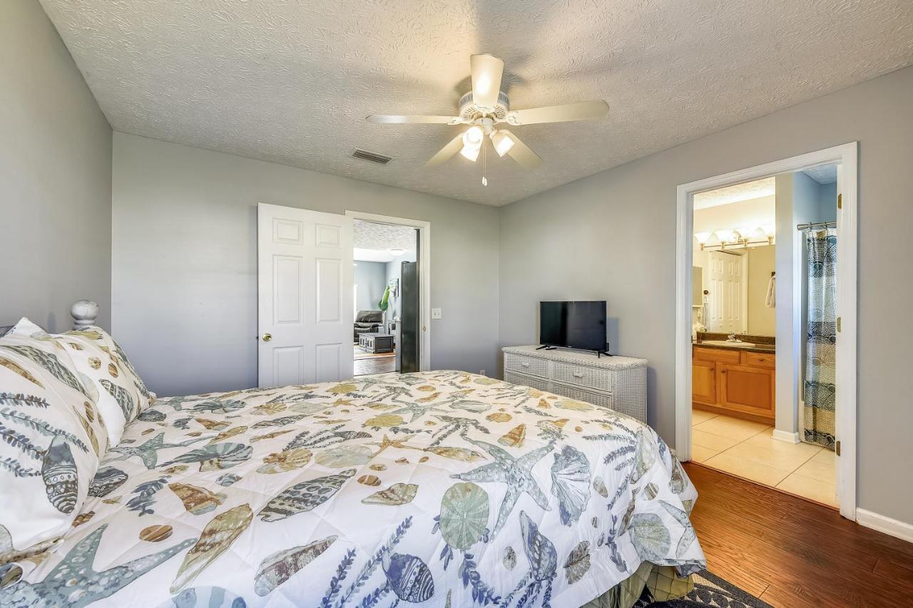 Holiday home Willows Beach Retreat By Book That Condo